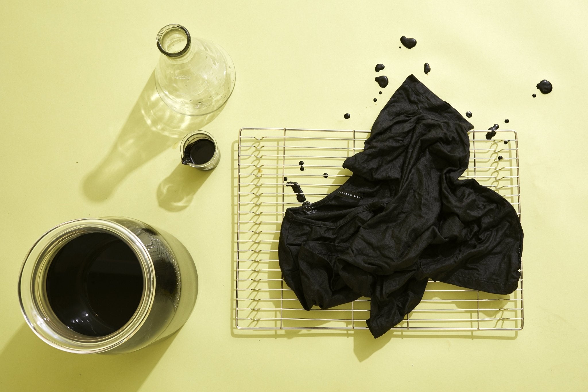 How to Dye Clothes Black