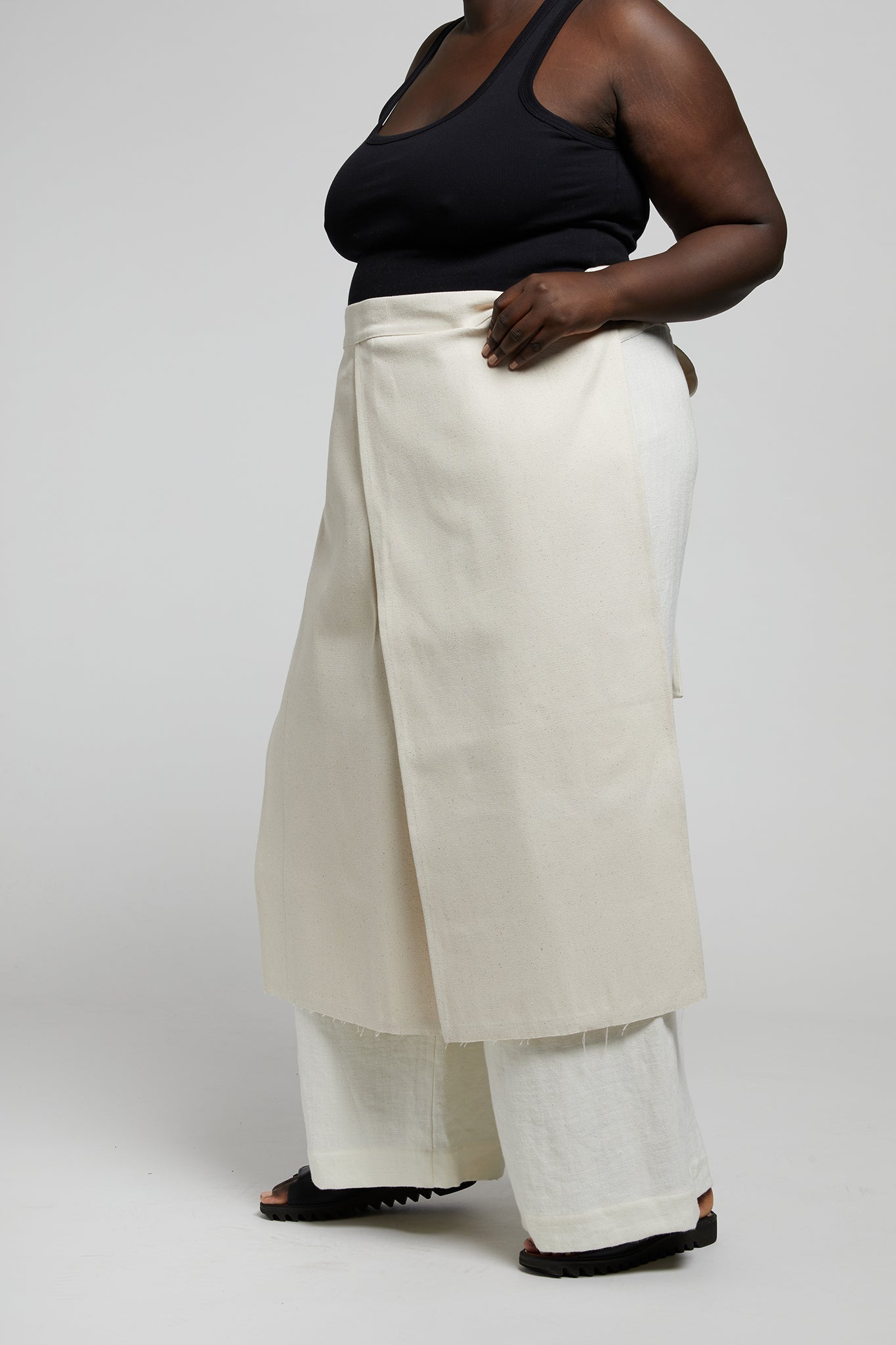 A.61 Undyed Canvas Workshop Apron in Recycled Cotton