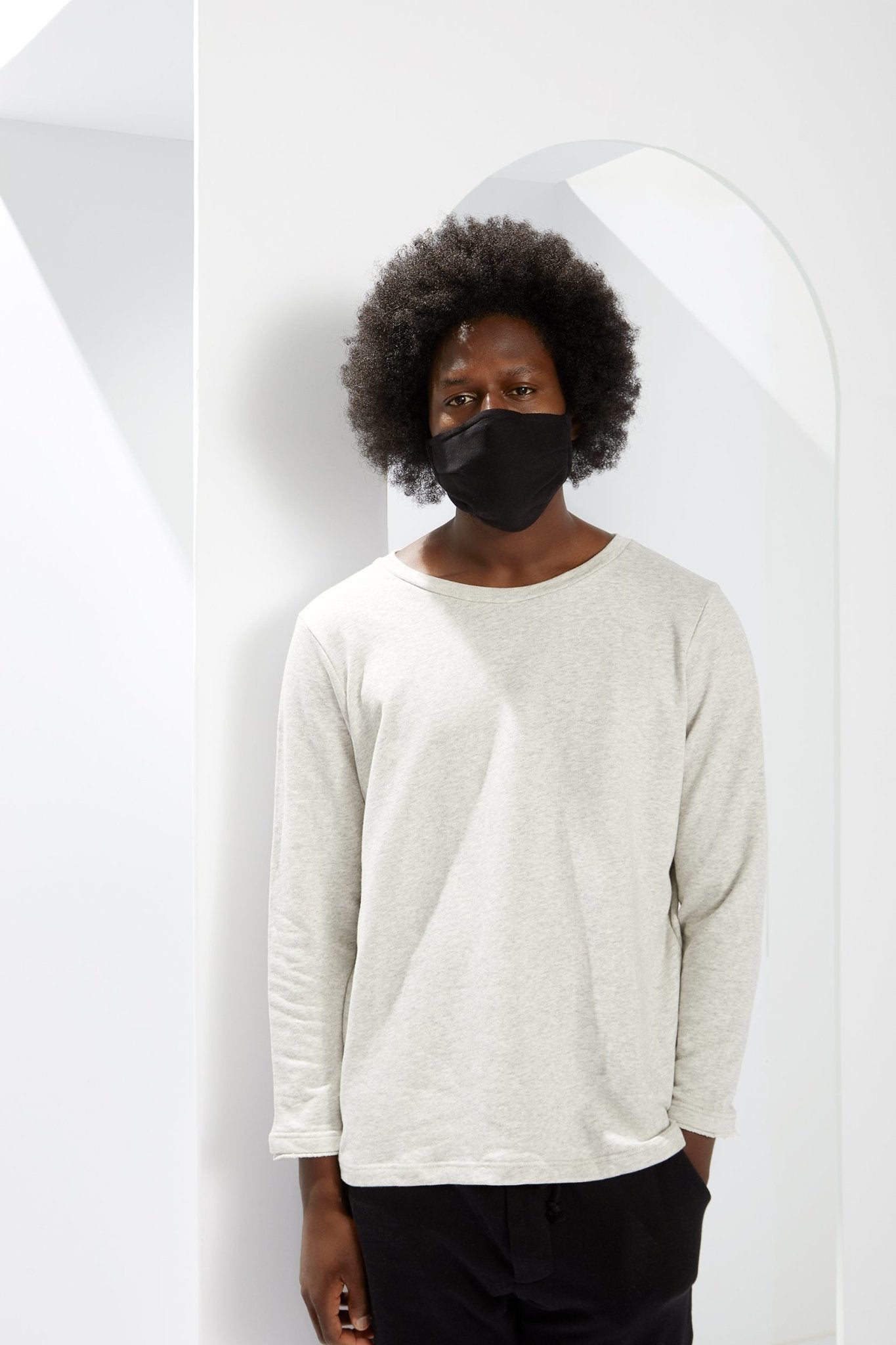 A.BCH A.00 Black Dust Mask in Organic Cotton