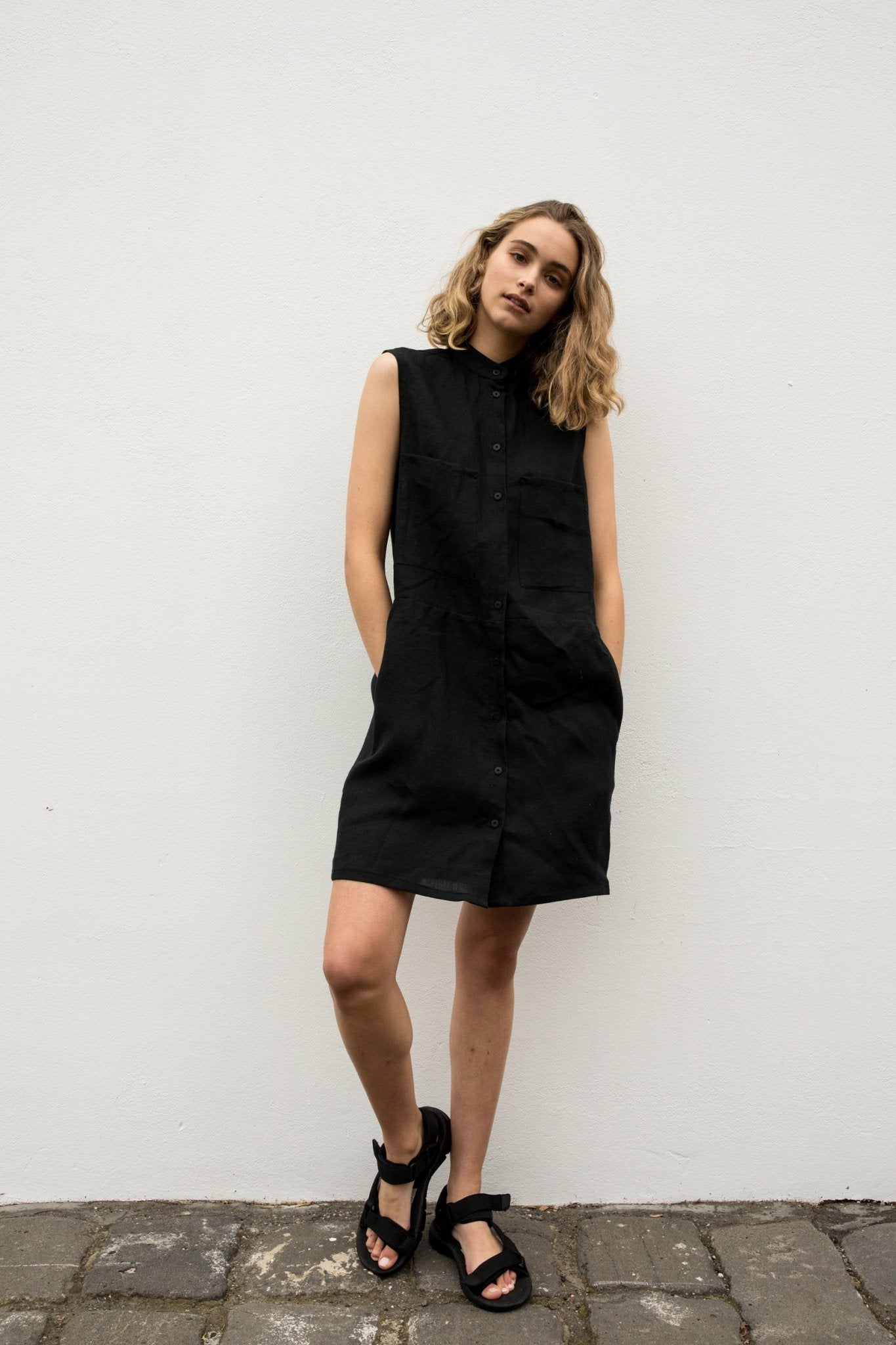 A.BCH A.12 Black Short Dress in Organic Linen